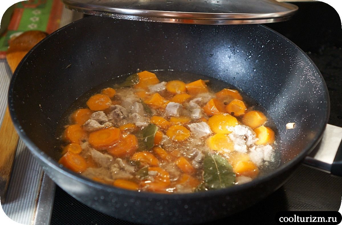 Морковный цимес с окороком и грушей как готовить