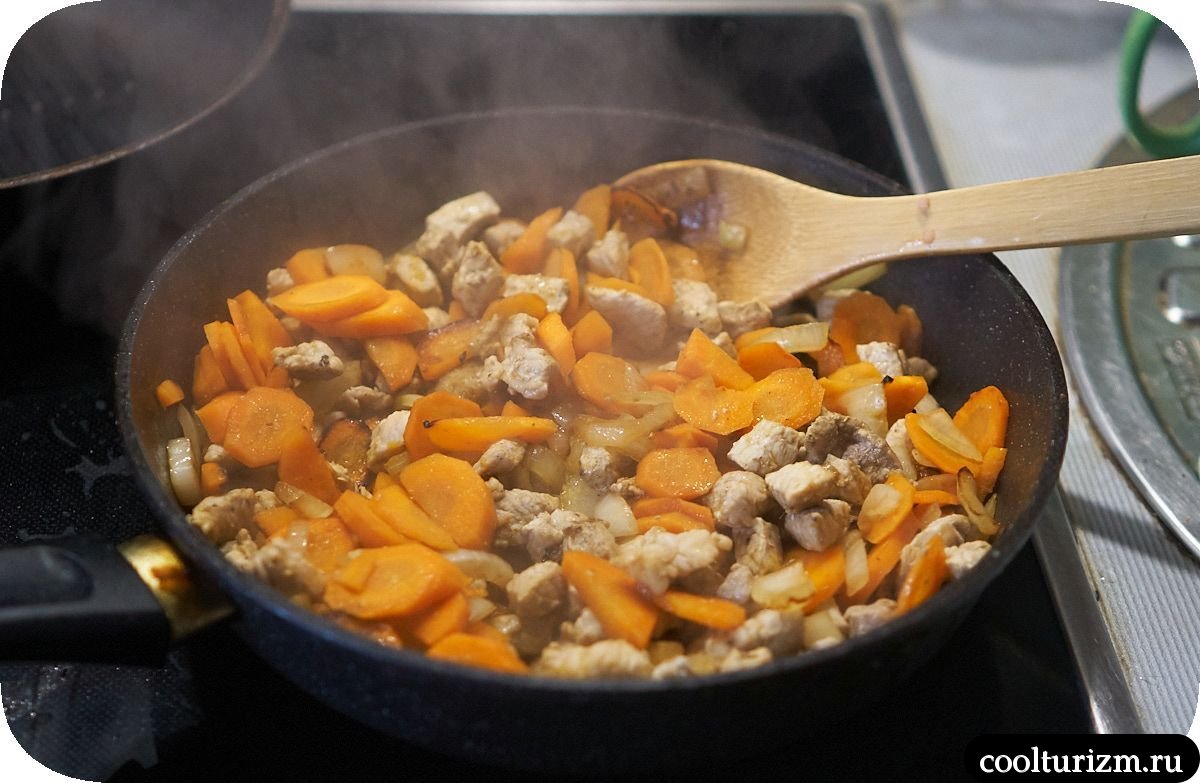 Мясо в томатном соусе