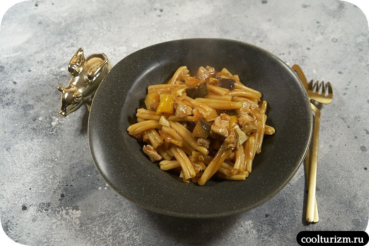 Казаречче в томате с мясом и овощами рецепт