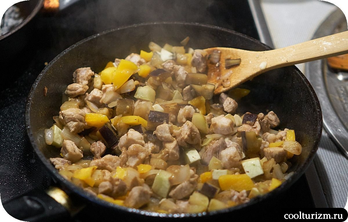 Казаречче в томате с мясом