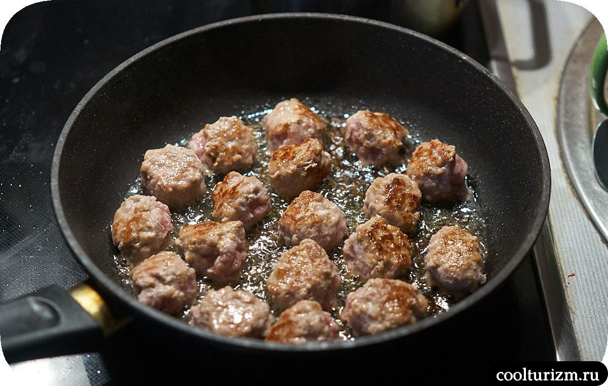 Фрикадельки с рисом
