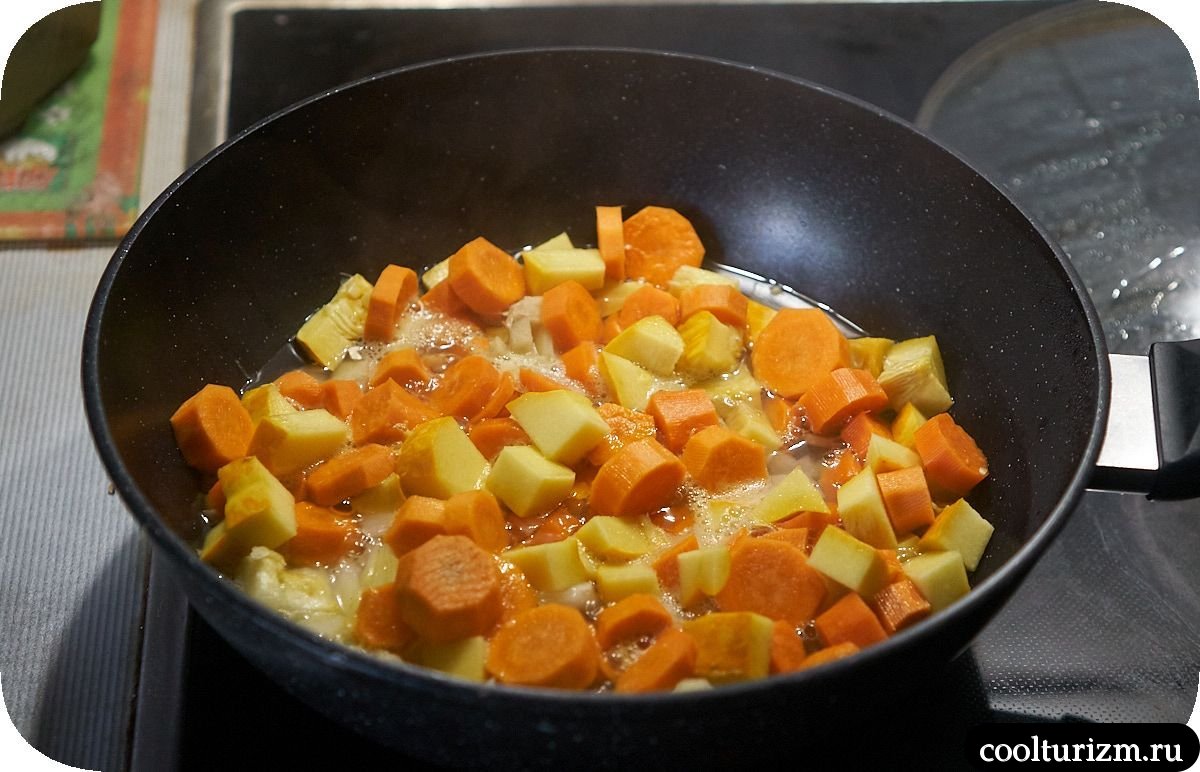 Шампиньоны с рисом и патиссонами как готовить